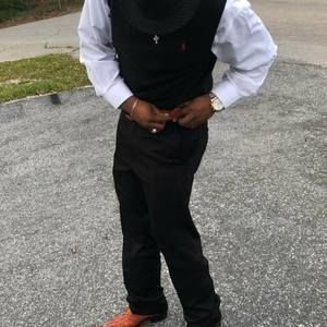 Meet your Posher, Levar